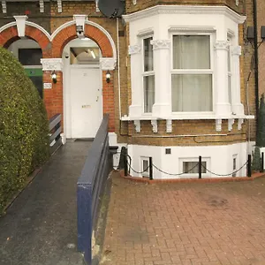 Olympus Nirvana Londra